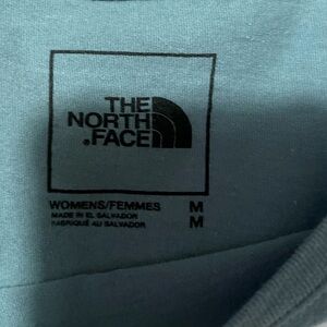 THE NORTH FACE WOMEN’S SHORT SLEEVE HALF DOME